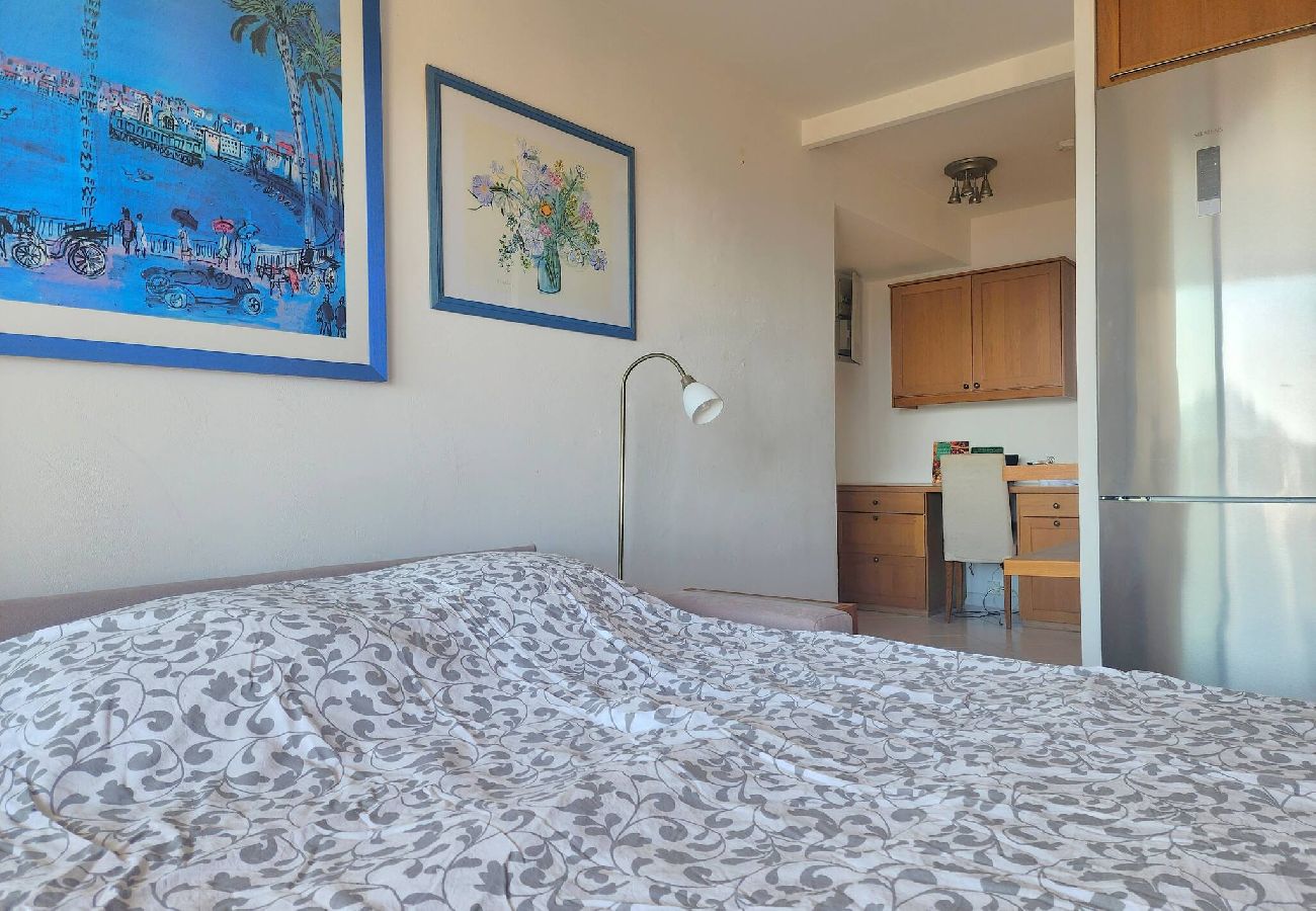 Apartment in Théoule-sur-Mer - Magnificent 2p sea view and swimming pool 