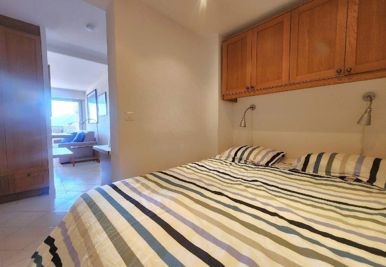 Apartment in Théoule-sur-Mer - Magnificent 2p sea view and swimming pool 