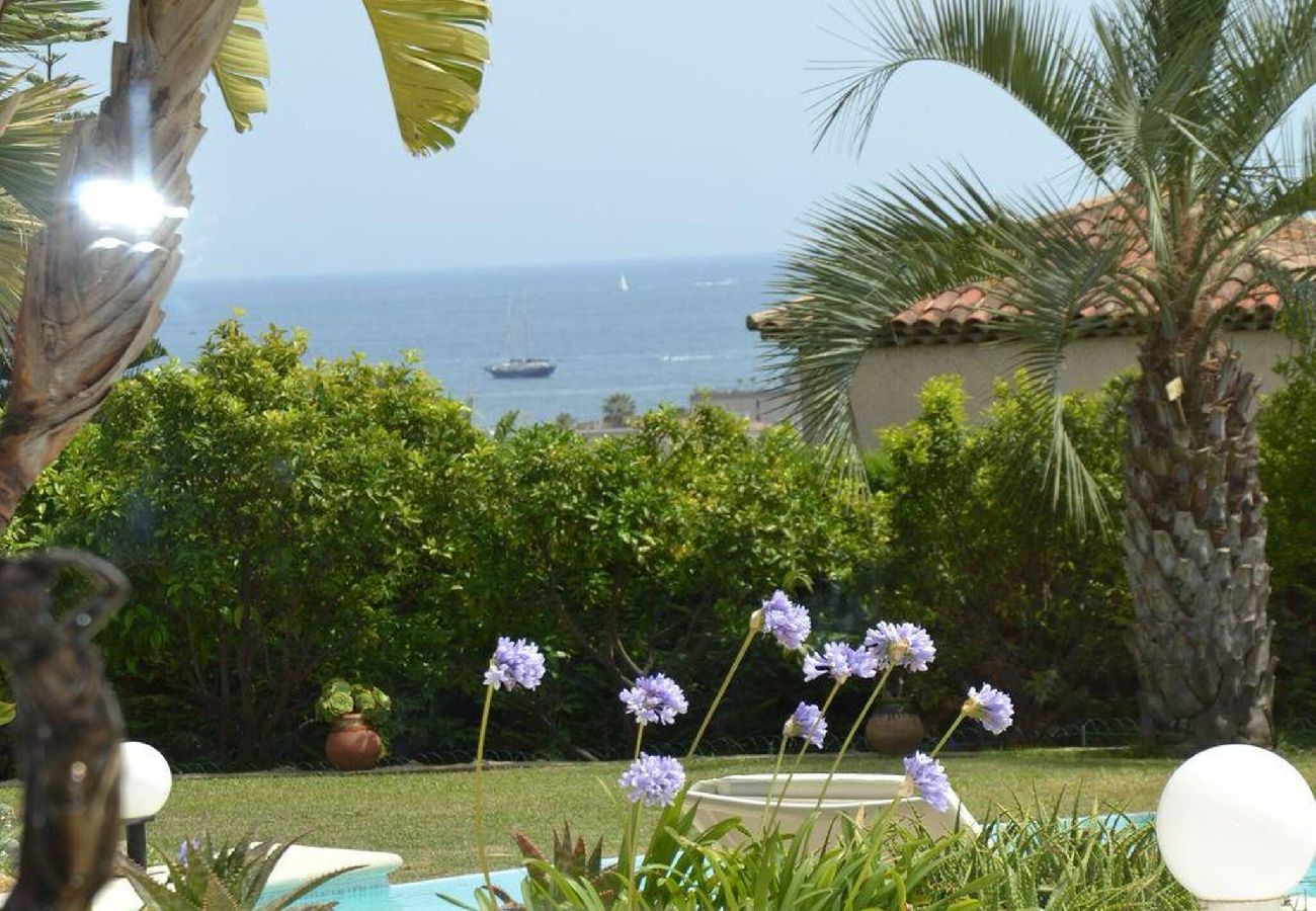 House in Vallauris - 4-bedroom villa with sea view and private pool 