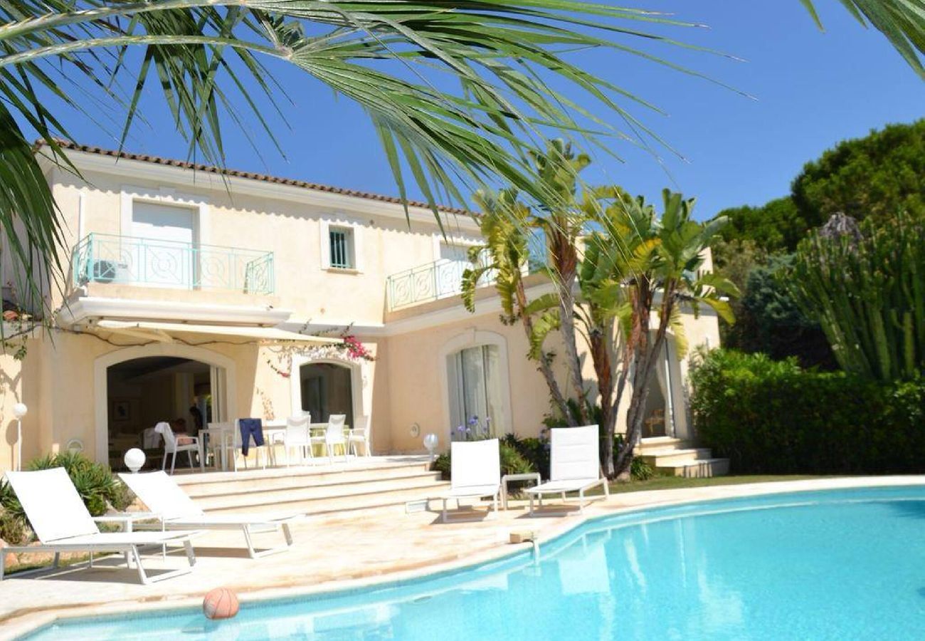 House in Vallauris - 4-bedroom villa with sea view and private pool 