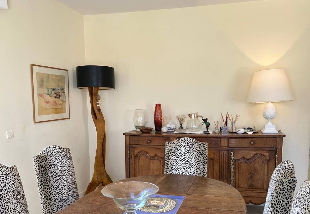 House in Vallauris - 4-bedroom villa with sea view and private pool 