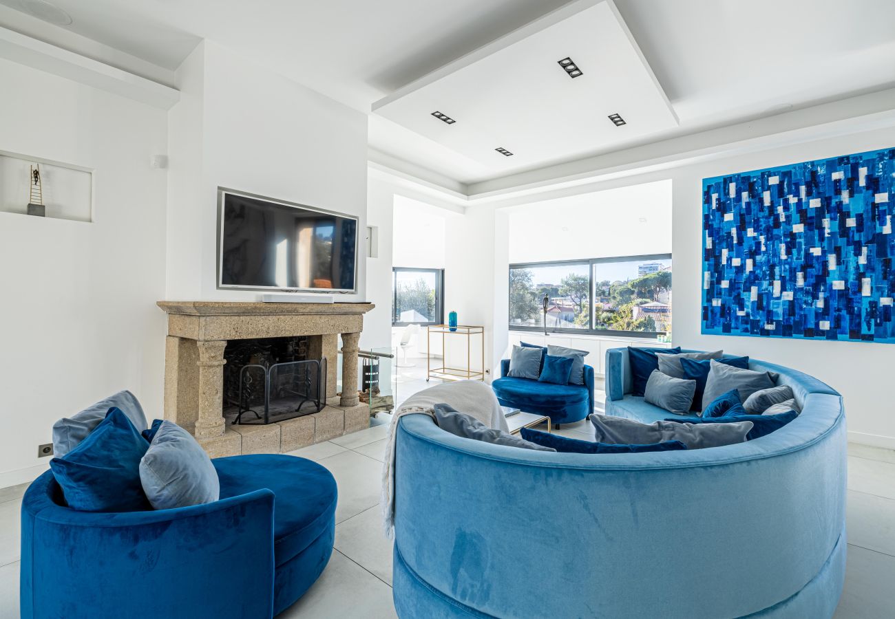 Villa in Cannes - Luxurious 6 bedroom villa with pool & sauna