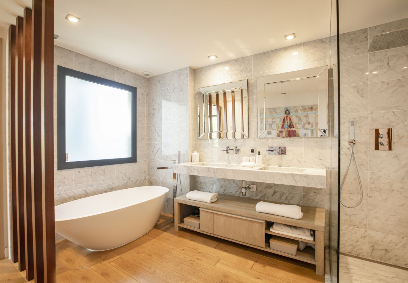 Villa in Le Cannet - 4 bedroom Californian villa with private pool - 1km from Cannes