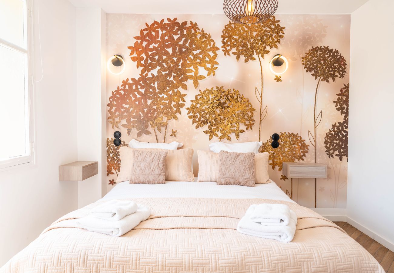 Villa in Cannes - Renovated 5 bedroom villa 1km from la croisette