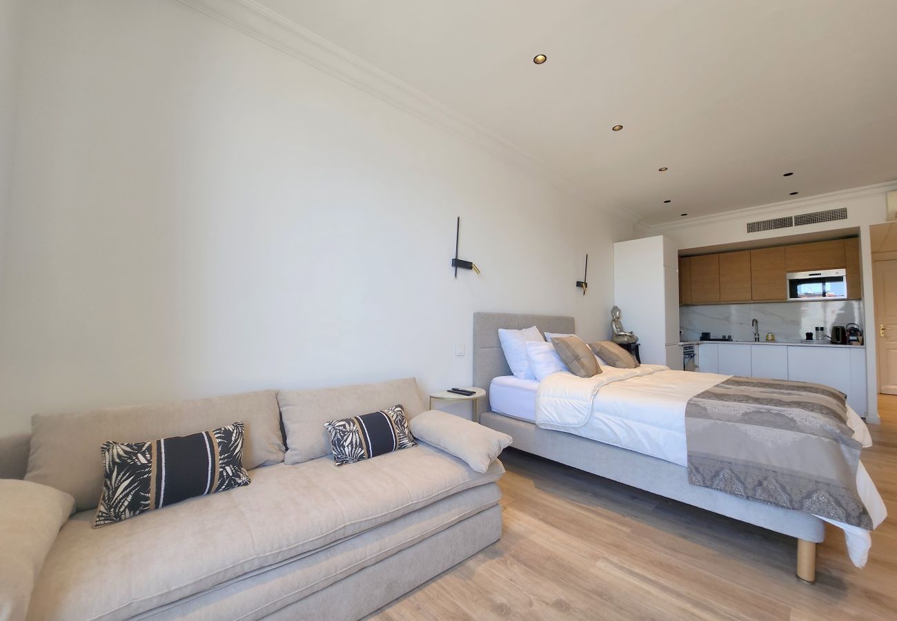 Studio in Cannes - Magnificent studio on the Croisette - 50m from the beaches