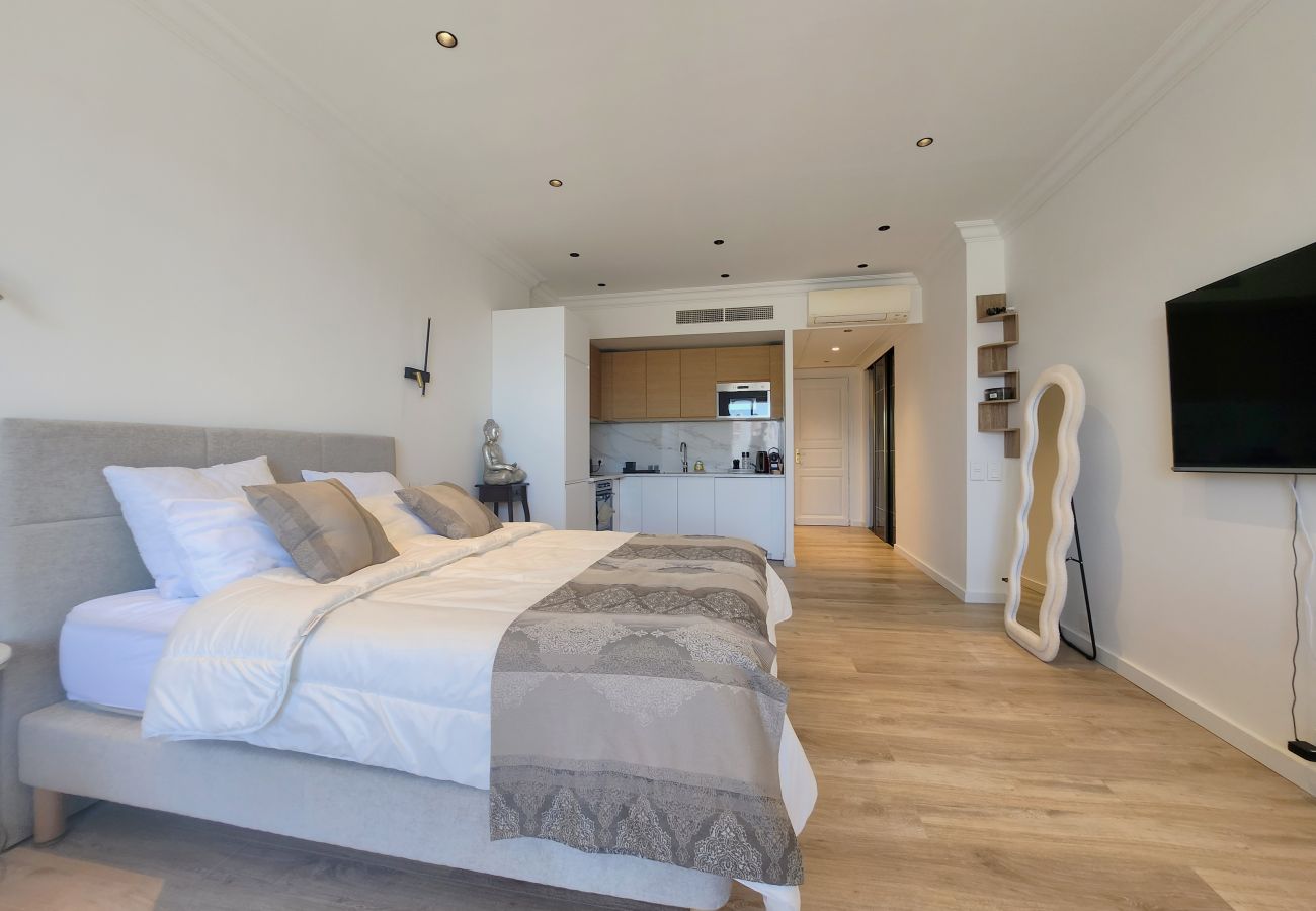 Studio in Cannes - Magnificent studio on the Croisette - 50m from the beaches