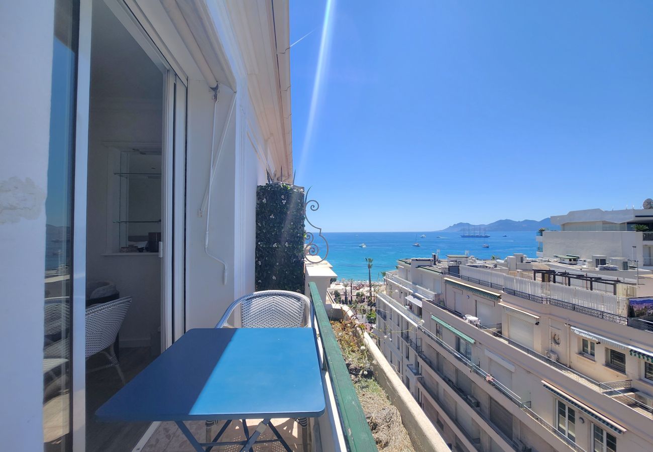 Studio in Cannes - Magnificent studio on the Croisette - 50m from the beaches