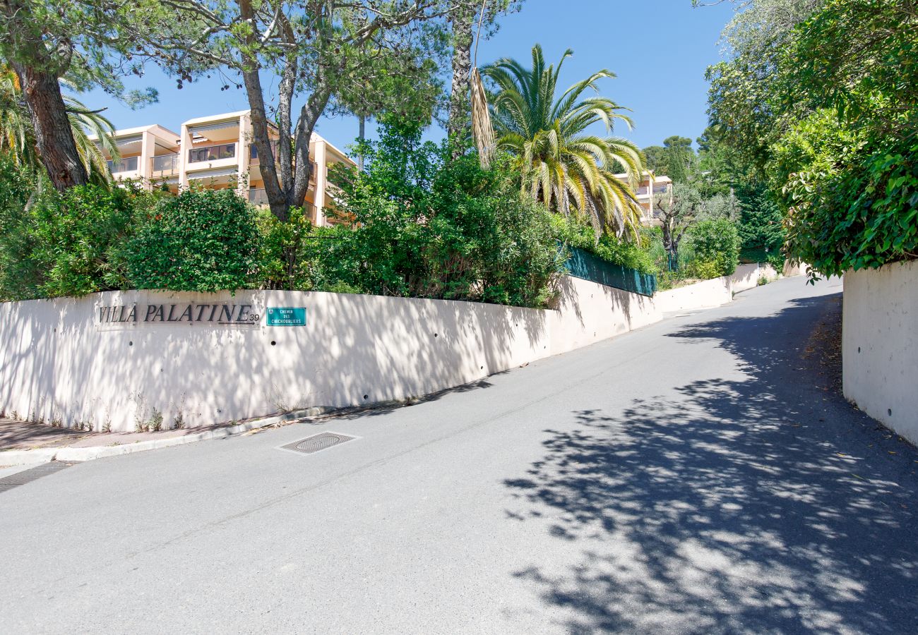 Apartment in Le Cannet - 5bed sea view large terrace with swimming pool 
