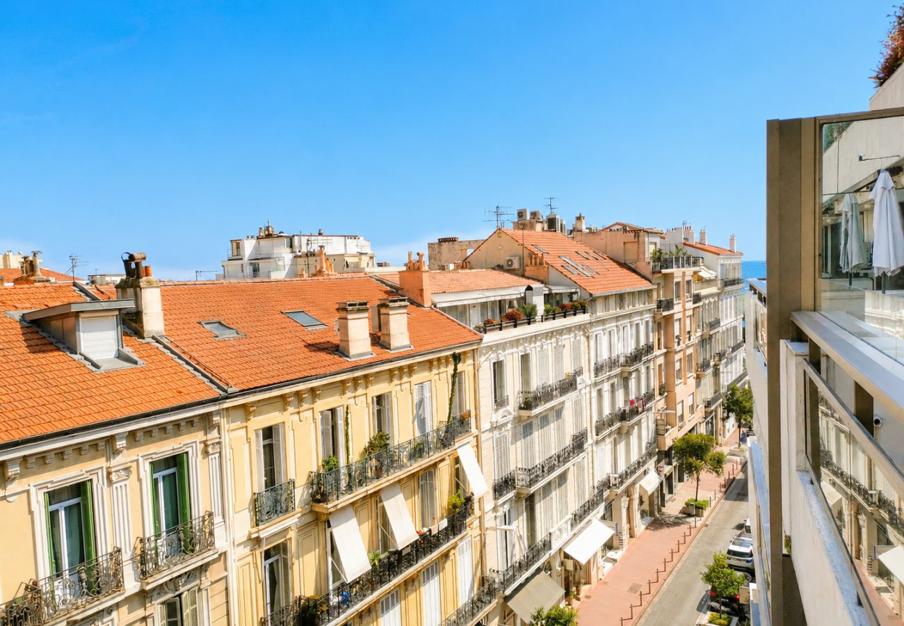 Studio in Cannes - Magnificent studio apartment in Le Gray d'Albion - 50 metres from La Croisette