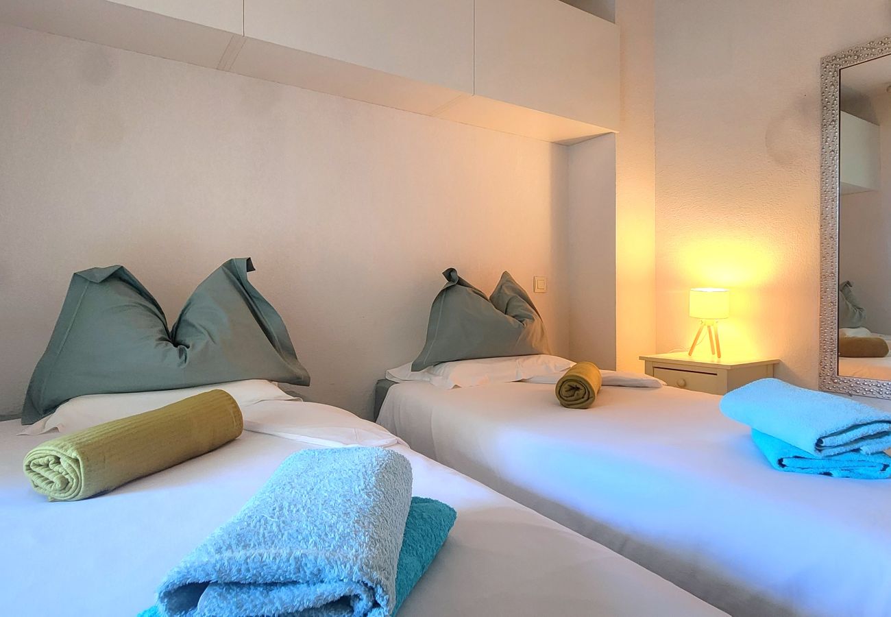 Apartment in Cannes - 3-room air-conditioned apartment in central Cannes - Parking