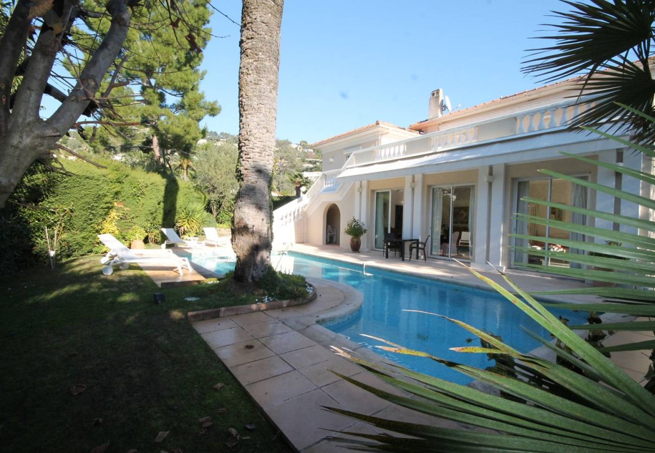 Villa in Cannes - 5-bedroom villa in central Cannes with private pool