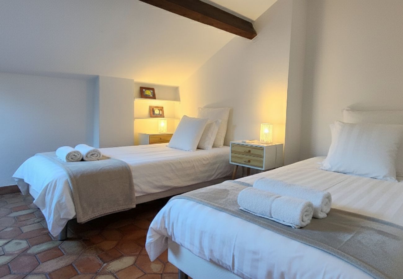 Apartment in Cannes - 2-bedroom apartment in central Cannes with terrace - 800 metres from La Croisette