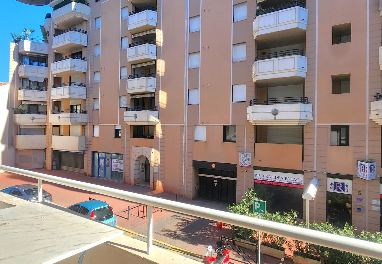 Apartment in Cannes - Charming 2-room apartment in central Cannes with terrace - 300 metres from the beaches