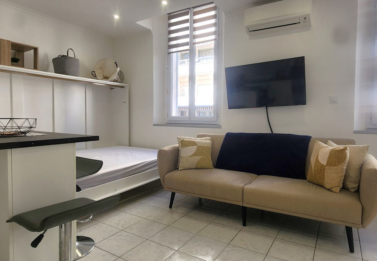 Studio in Cannes - Charming studio apartment in central Cannes - 700 metres from La Croisette
