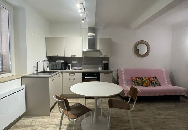 Apartment in Cannes - 2-room flat in central Cannes - 200m from the beaches 