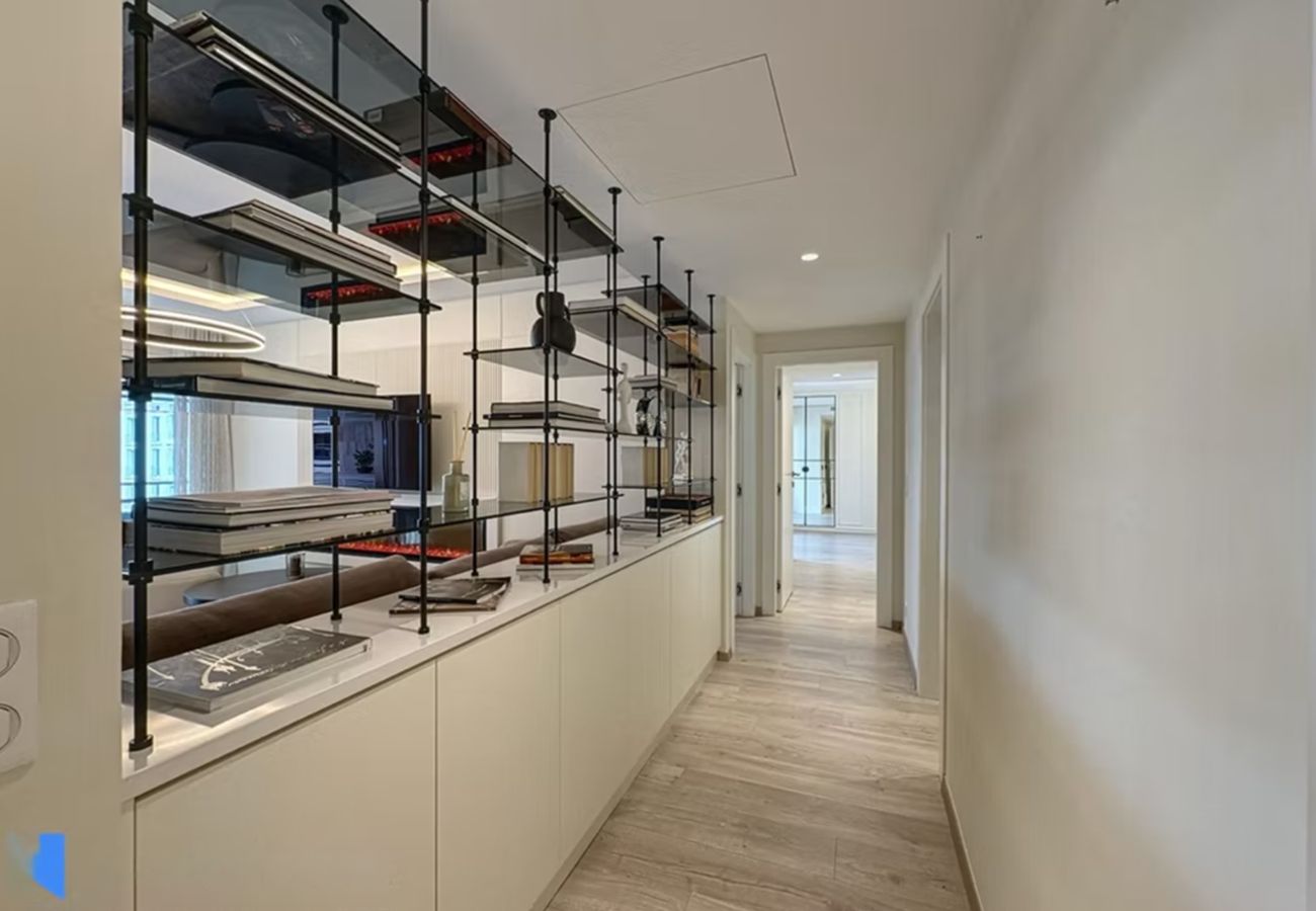 Apartment in Cannes - Luxurious 3-room apartment, 140 m² with 45 m² terrace and sea view - 100 m from La Croisette