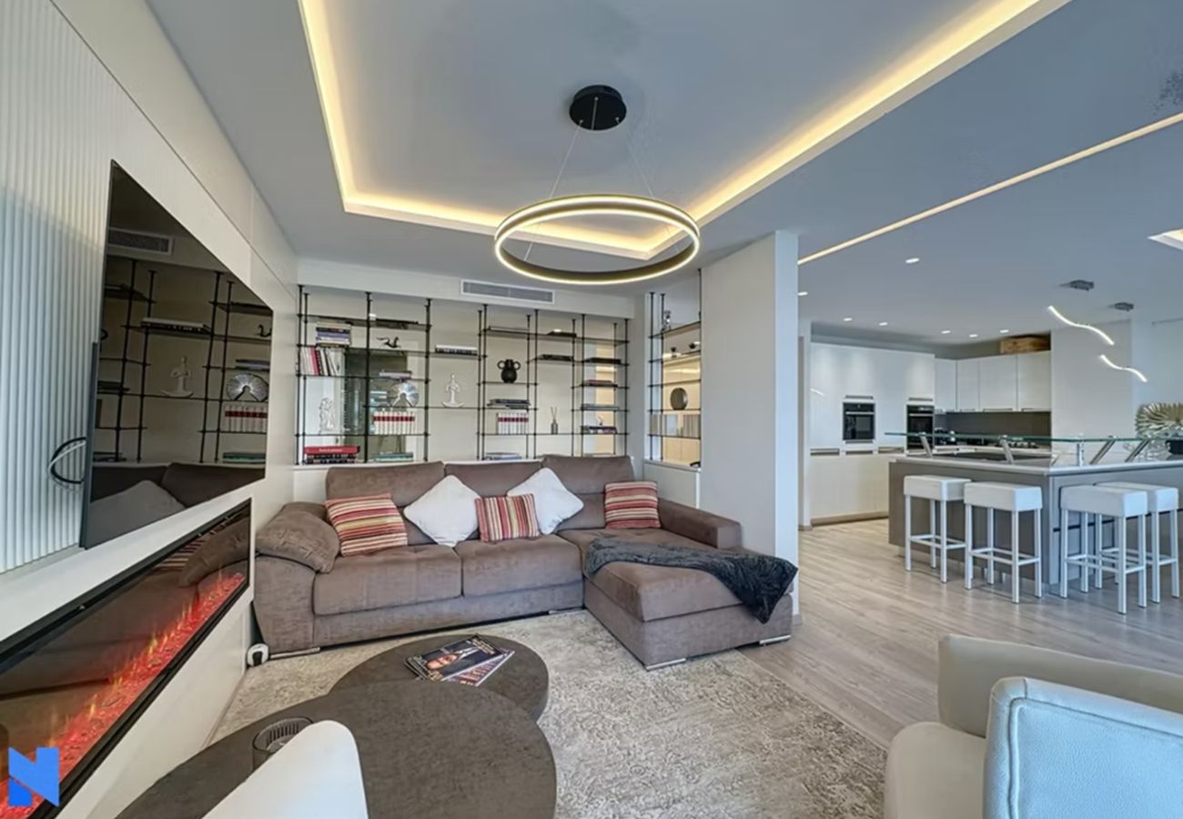 Apartment in Cannes - Luxurious 3-room apartment, 140 m² with 45 m² terrace and sea view - 100 m from La Croisette