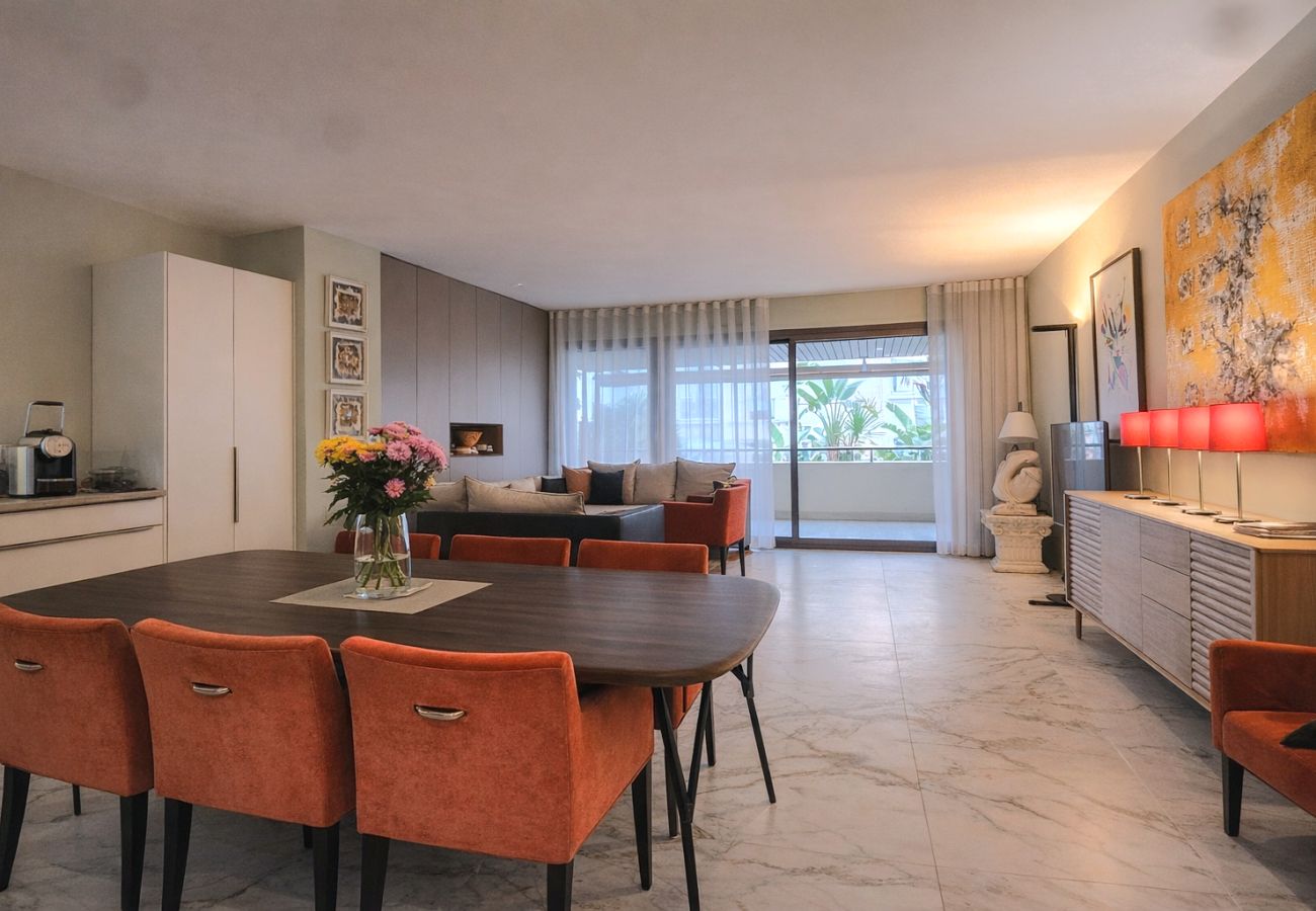 Apartment in Cannes - 3 rooms in the center of Cannes - 50m from the Croisette