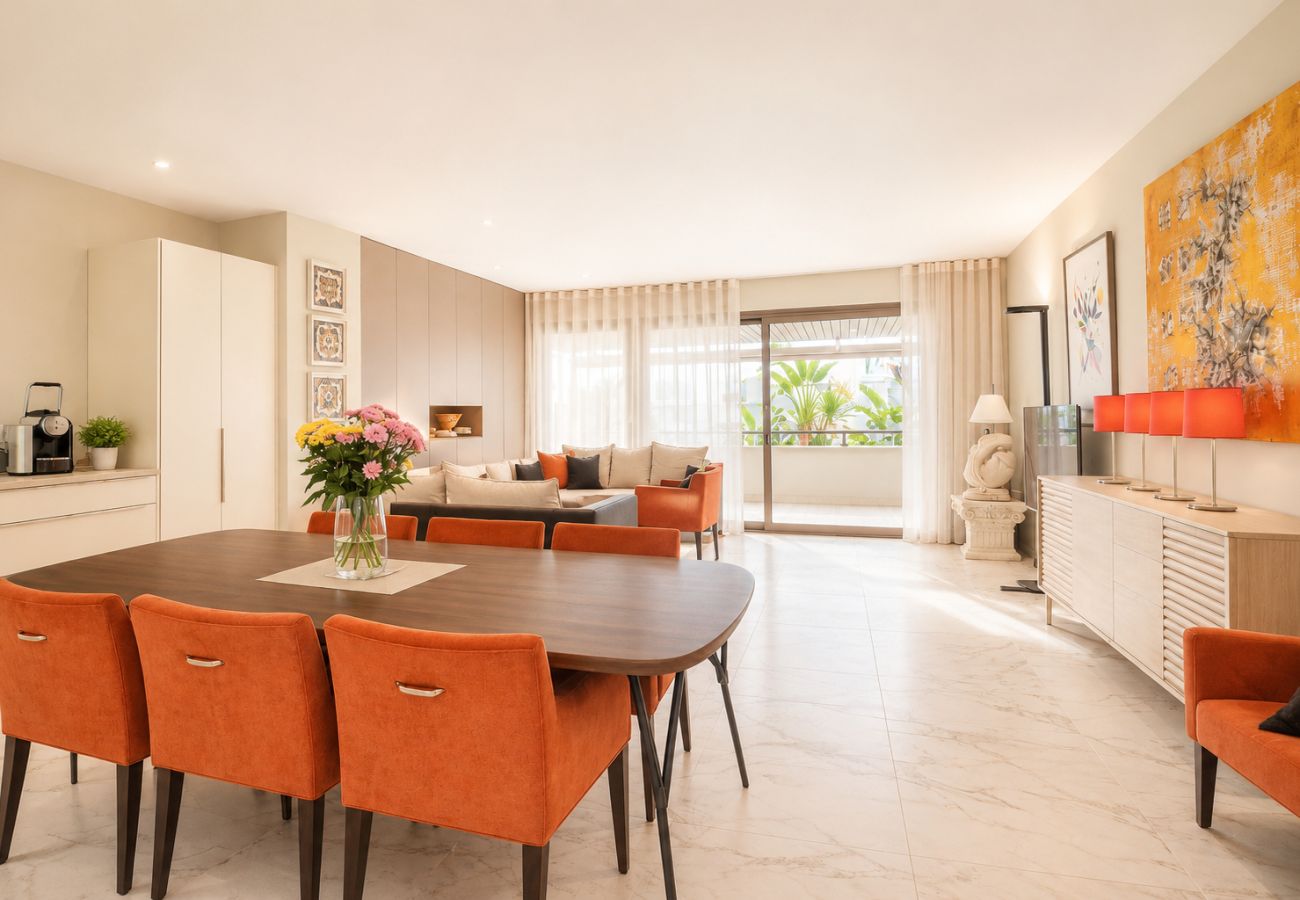 Apartment in Cannes - 3 rooms in the center of Cannes - 50m from the Croisette