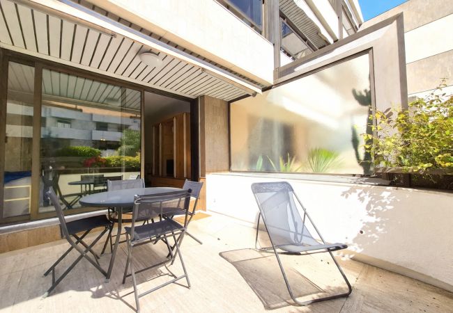 Studio in Cannes - Studio apartment in Gray d'Albion, central Cannes - 50 meters from La Croisette