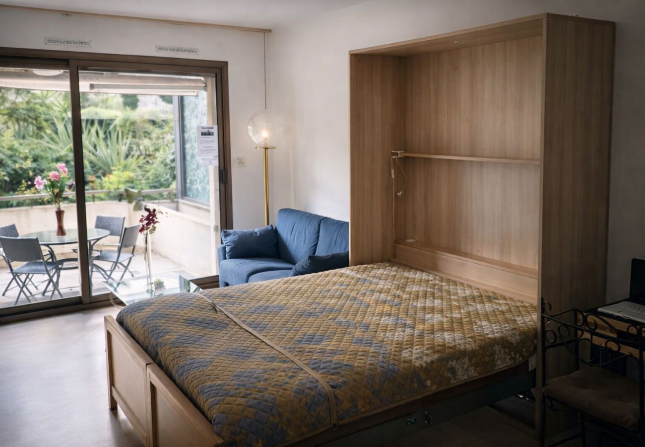 Studio in Cannes - Studio apartment in Gray d'Albion, central Cannes - 50 meters from La Croisette