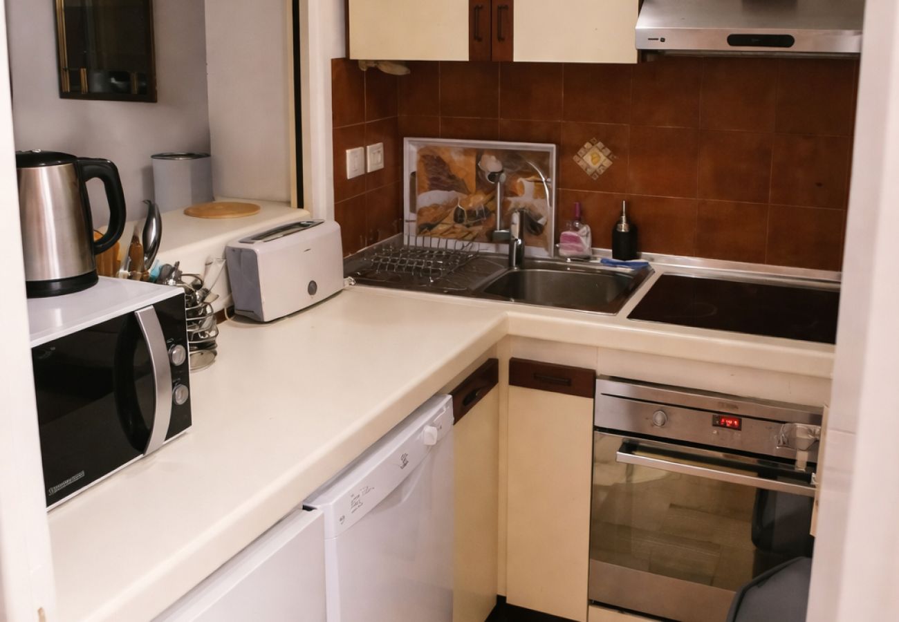 Studio in Cannes - Studio apartment in Gray d'Albion, central Cannes - 50 meters from La Croisette