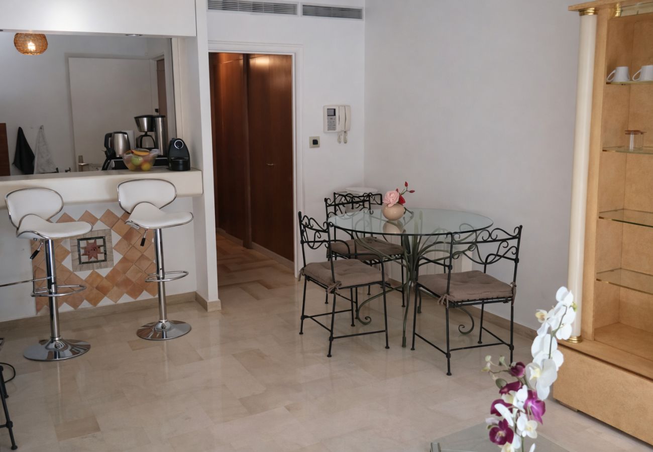 Studio in Cannes - Studio apartment in Gray d'Albion, central Cannes - 50 meters from La Croisette