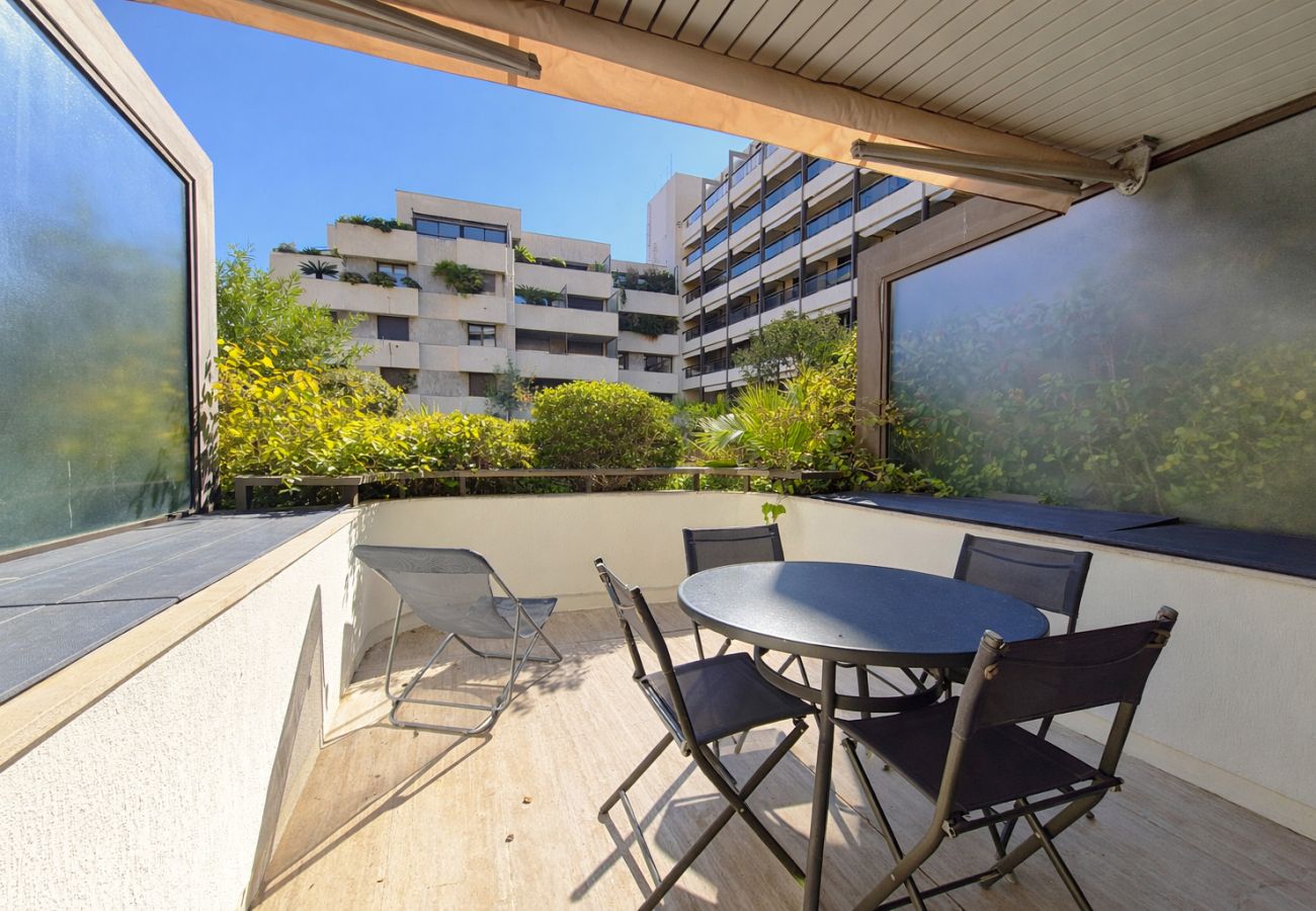 Studio in Cannes - Studio apartment in Gray d'Albion, central Cannes - 50 meters from La Croisette