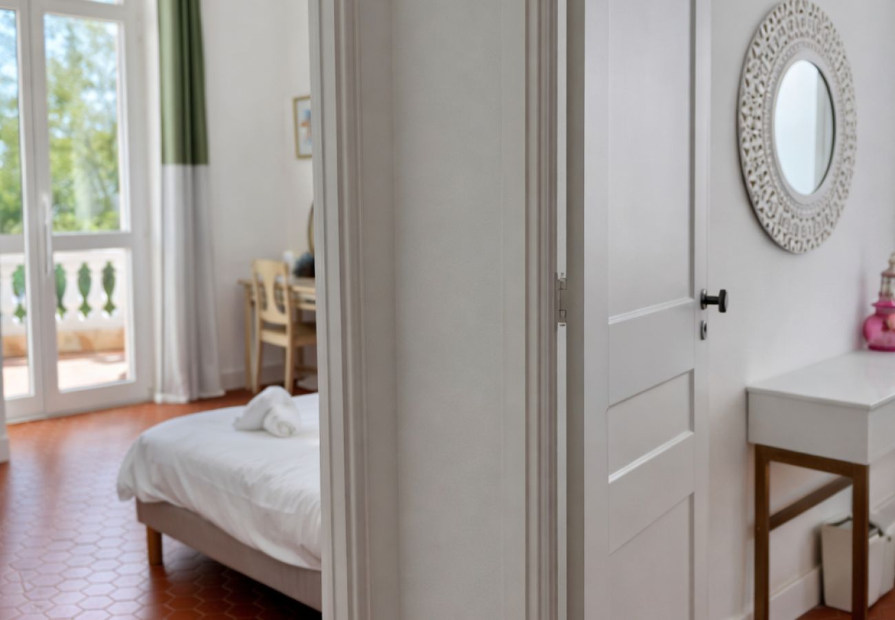 Villa in Mandelieu-la-Napoule - Superb 11-bedroom villa with private pool and sea view - Mandelieu