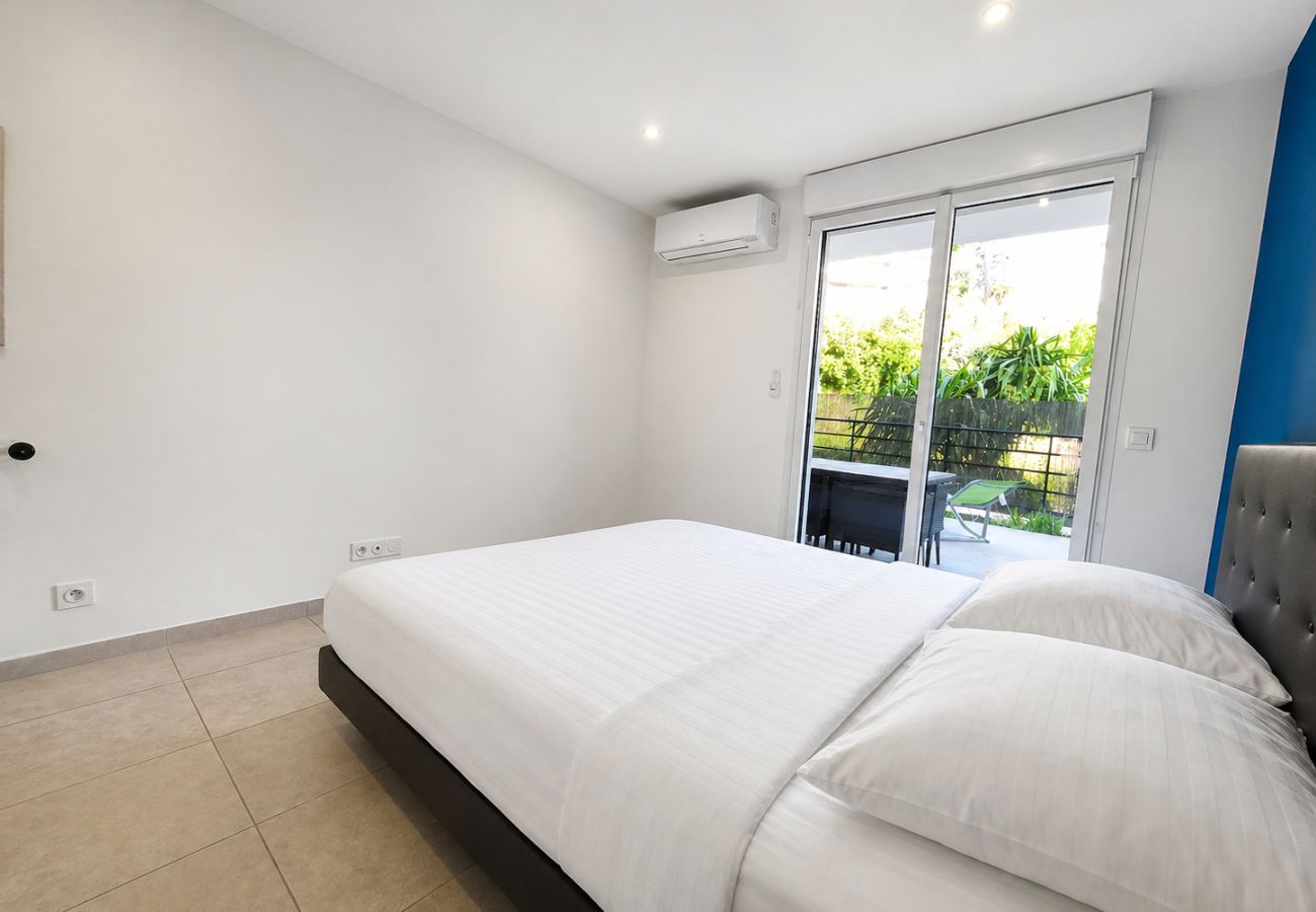 Apartment in Cannes - 2 rooms apartment center of Cannes - 700m from beach