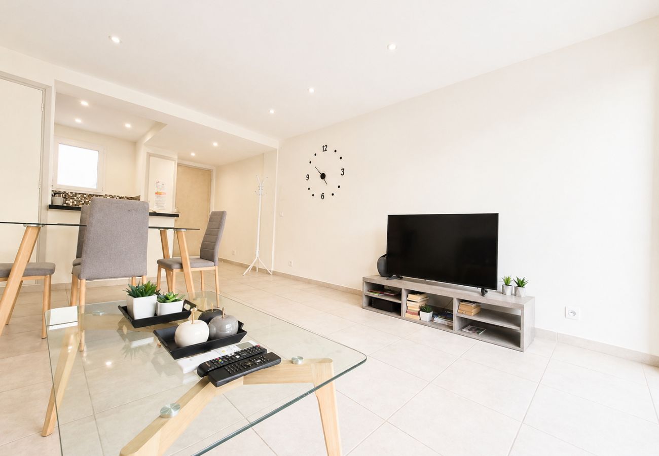 Apartment in Cannes - 2 rooms apartment center of Cannes - 700m from beach