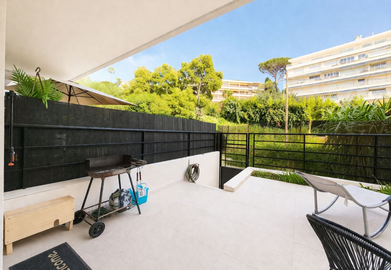 Apartment in Cannes - 2 rooms apartment center of Cannes - 700m from beach