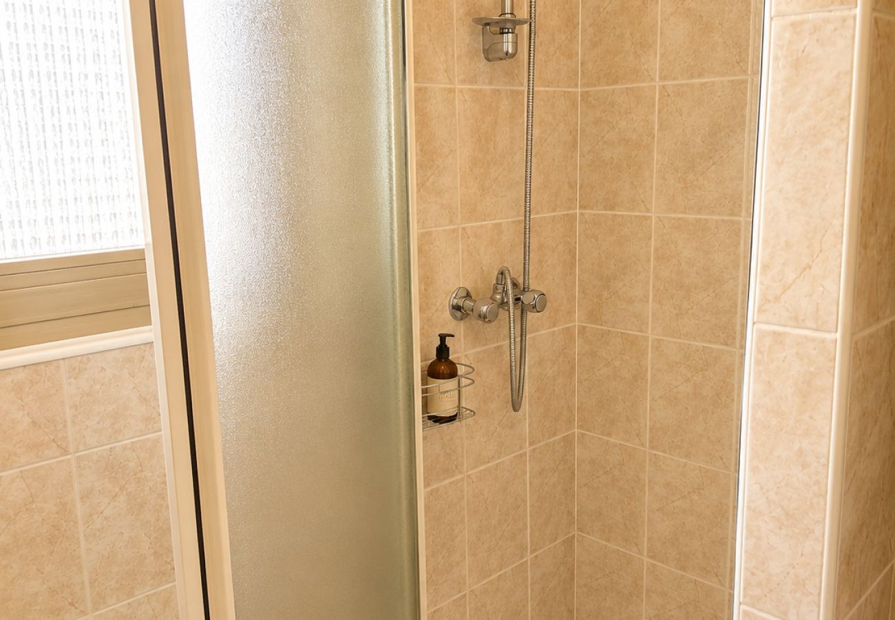 Apartment in Cannes - Beautiful 1-bedroom apartment in a quiet area near the center of Cannes—900 meters from La Croisette