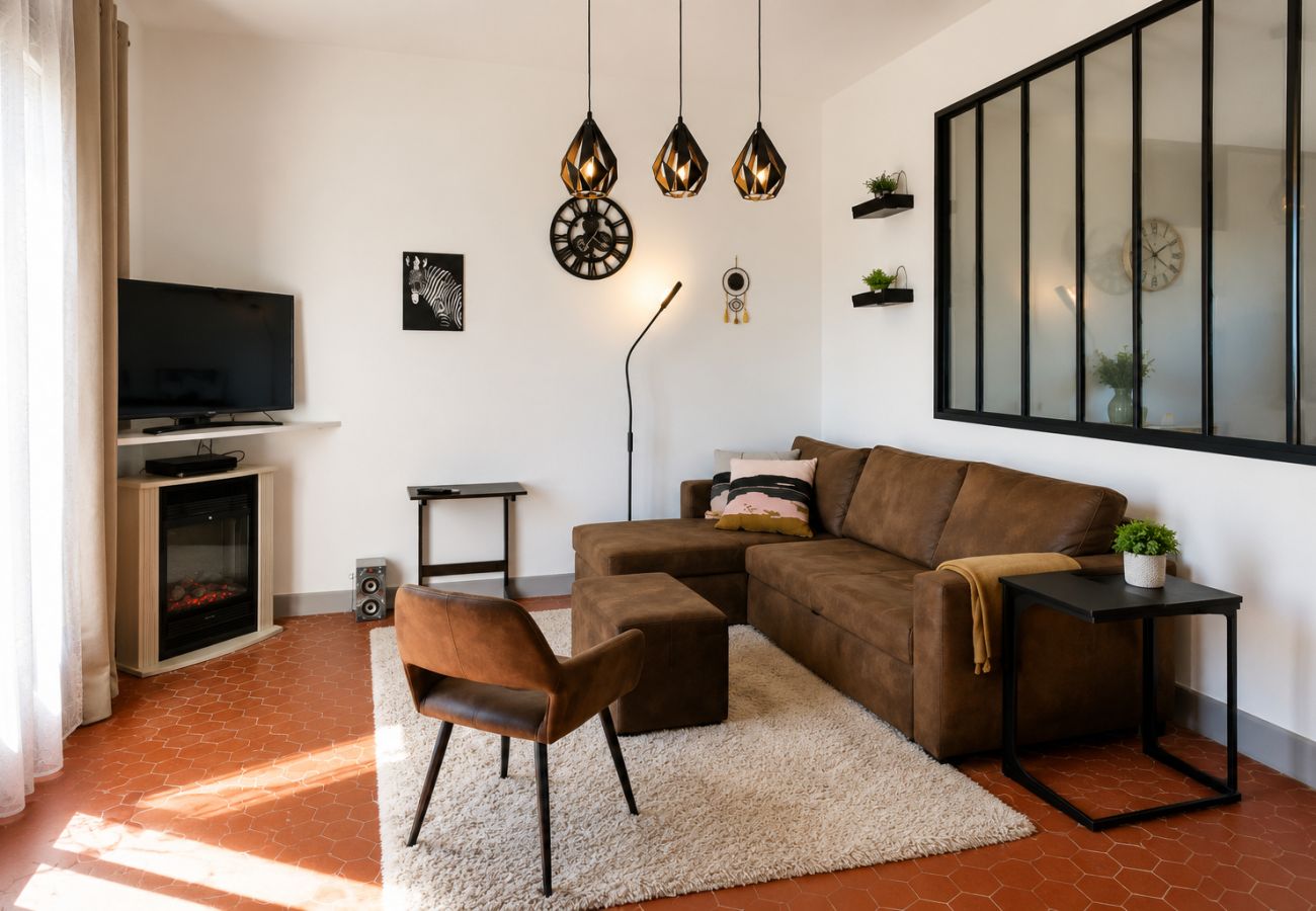 Apartment in Cannes - 2-room, air-conditioned apartment in central Cannes—500 meters from the beach