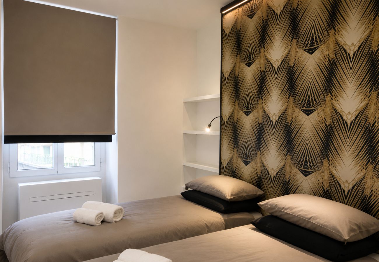 Apartment in Cannes - 2-room, air-conditioned apartment in central Cannes—500 meters from the beach