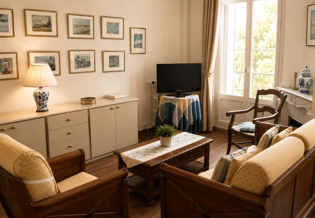 Apartment in Cannes - 2-room apartment in the center of Cannes—700 meters from the Palais and the Croisette