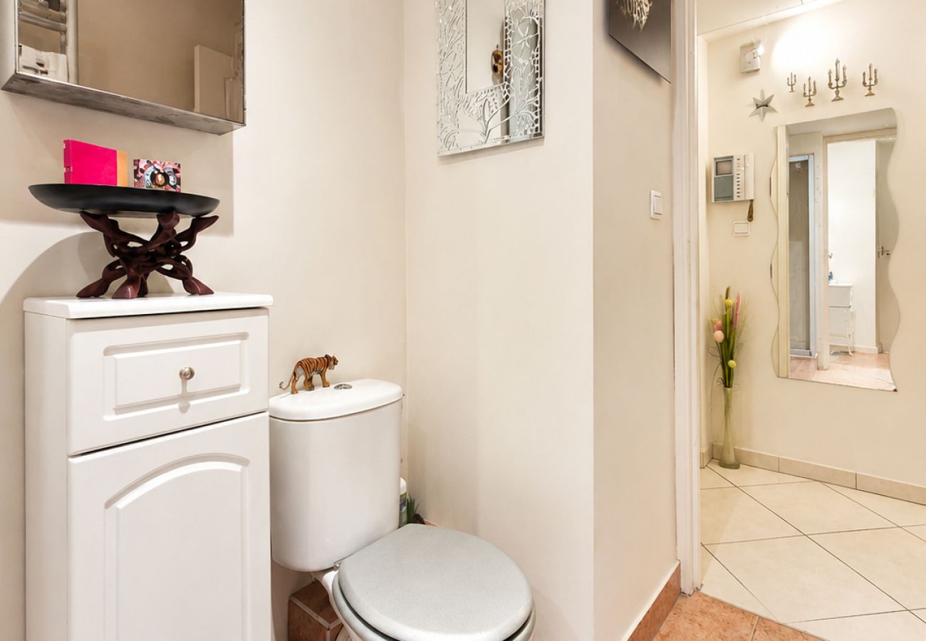 Studio in Cannes - Air-conditioned studio apartment 400 meters from the beaches - Downtown