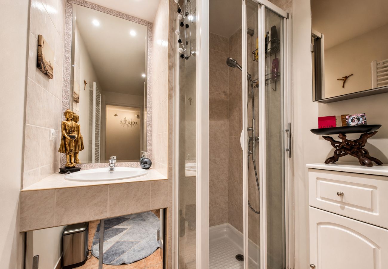 Studio in Cannes - Air-conditioned studio apartment 400 meters from the beaches - Downtown