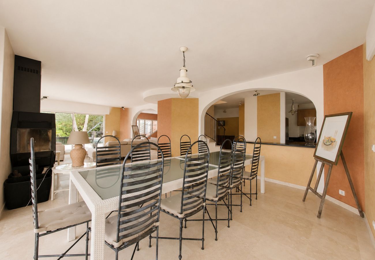 Villa in Vallauris - 6-Bedroom Villa with Panoramic sea Views and Pool - Super Cannes