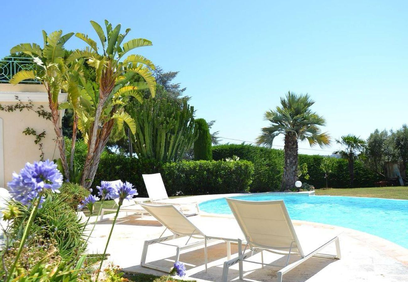 Maison à Vallauris - Villa 4 chambres vue mer et piscine privée 