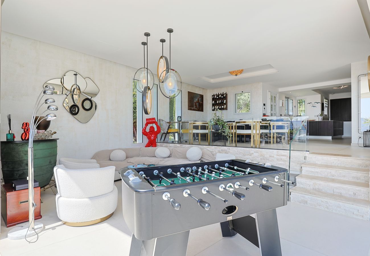 Villa à Mandelieu-la-Napoule - Luxueuse villa 7 chambres avec piscine & jacuzzi