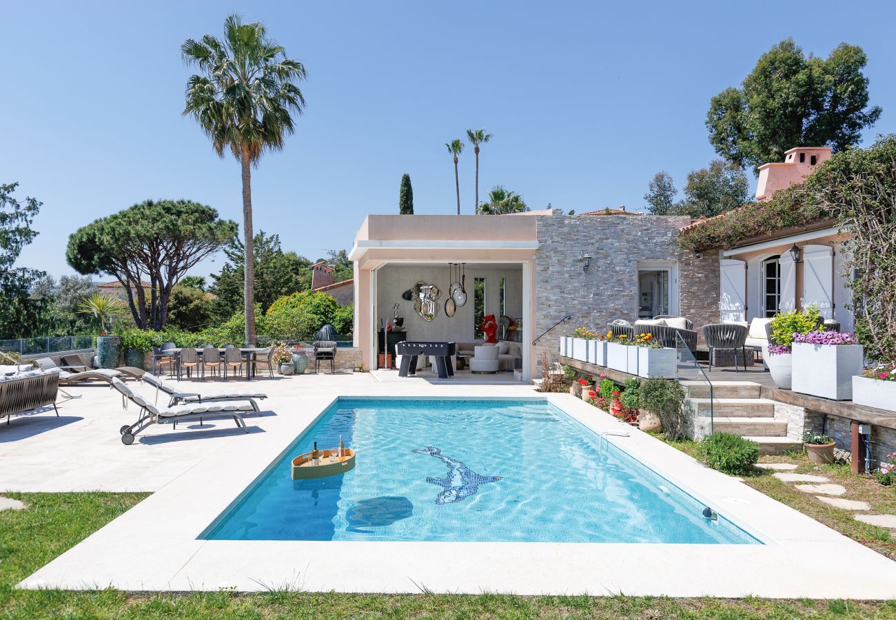 Villa à Mandelieu-la-Napoule - Luxueuse villa 7 chambres avec piscine & jacuzzi