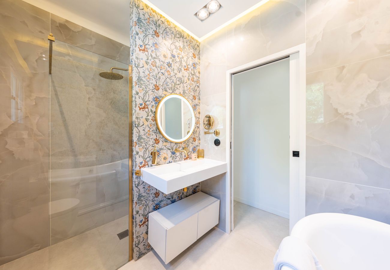 Villa à Cannes - Villa rénovée 5 chambres 1km de la croisette