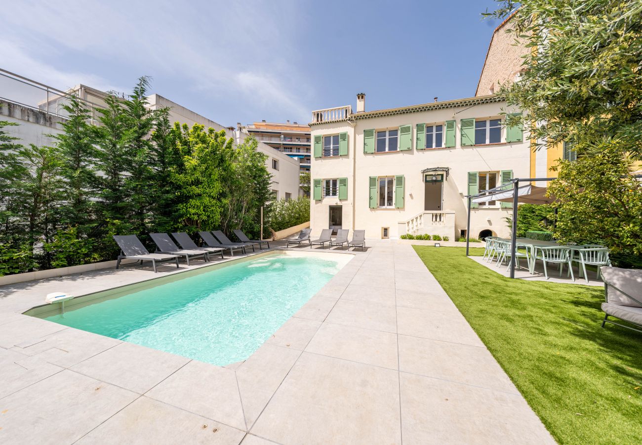 Villa à Cannes - Villa rénovée 5 chambres 1km de la croisette