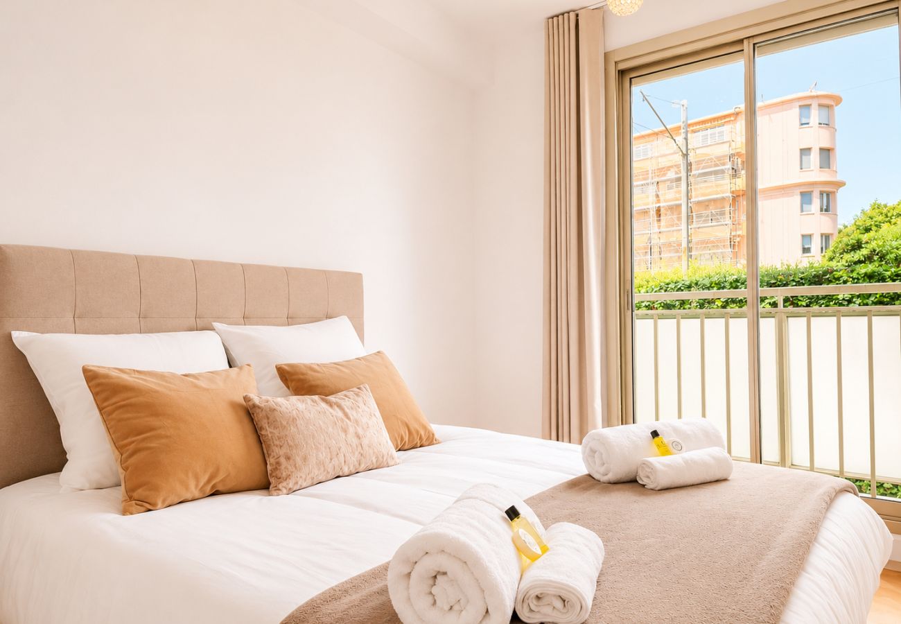 Appartement à Cannes - Appartement 3 chambre vue mer sur la Croisette