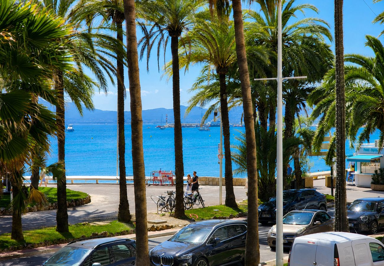 Appartement à Cannes - Appartement 3 chambre vue mer sur la Croisette