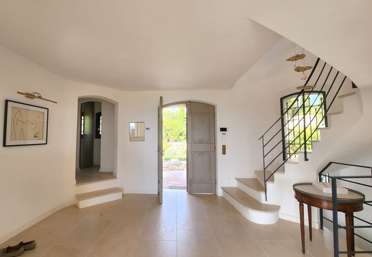 Villa à Mougins - Luxueuse villa 5ch 570m² Mougins - Piscine 