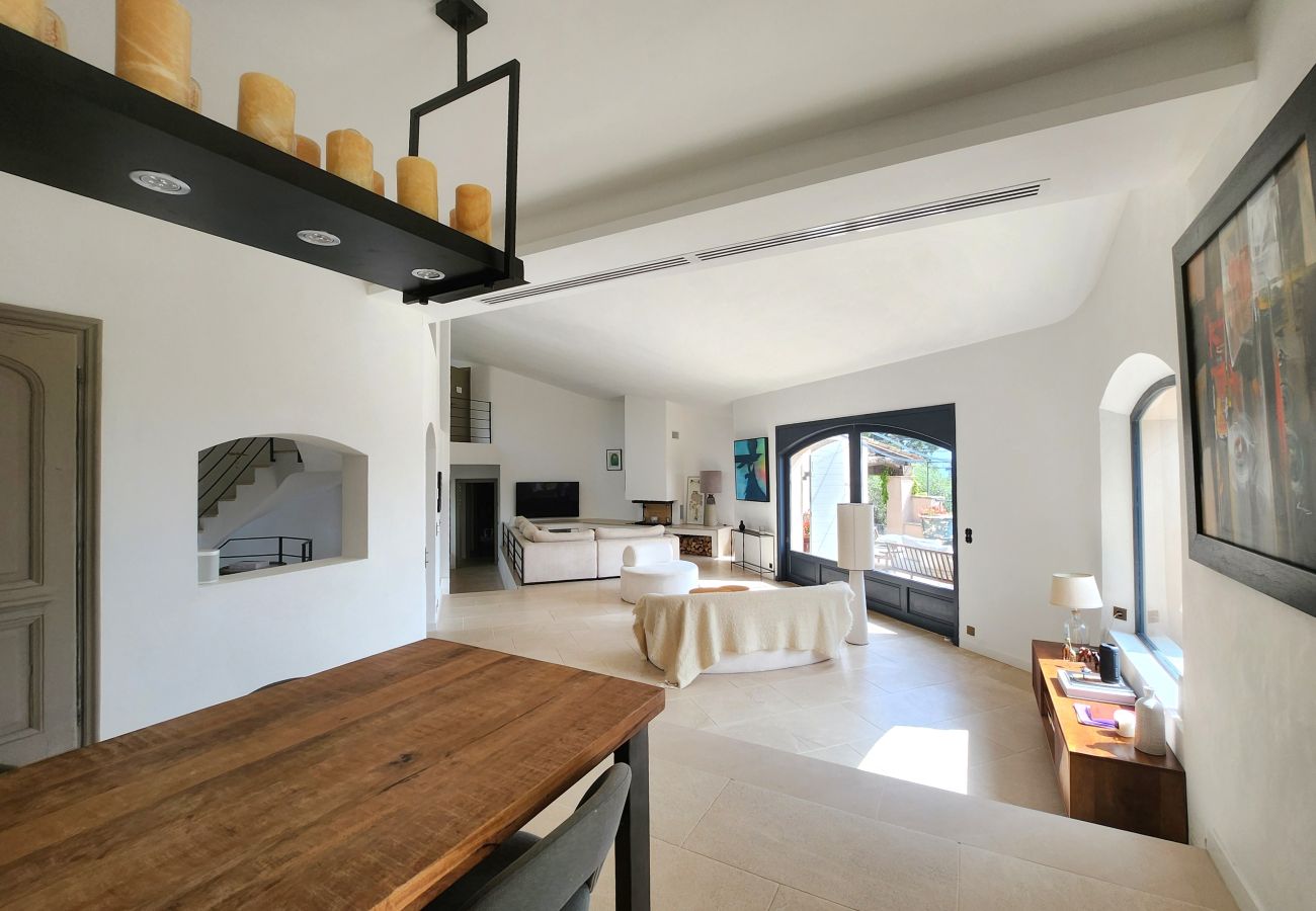 Villa à Mougins - Luxueuse villa 5ch 570m² Mougins - Piscine 