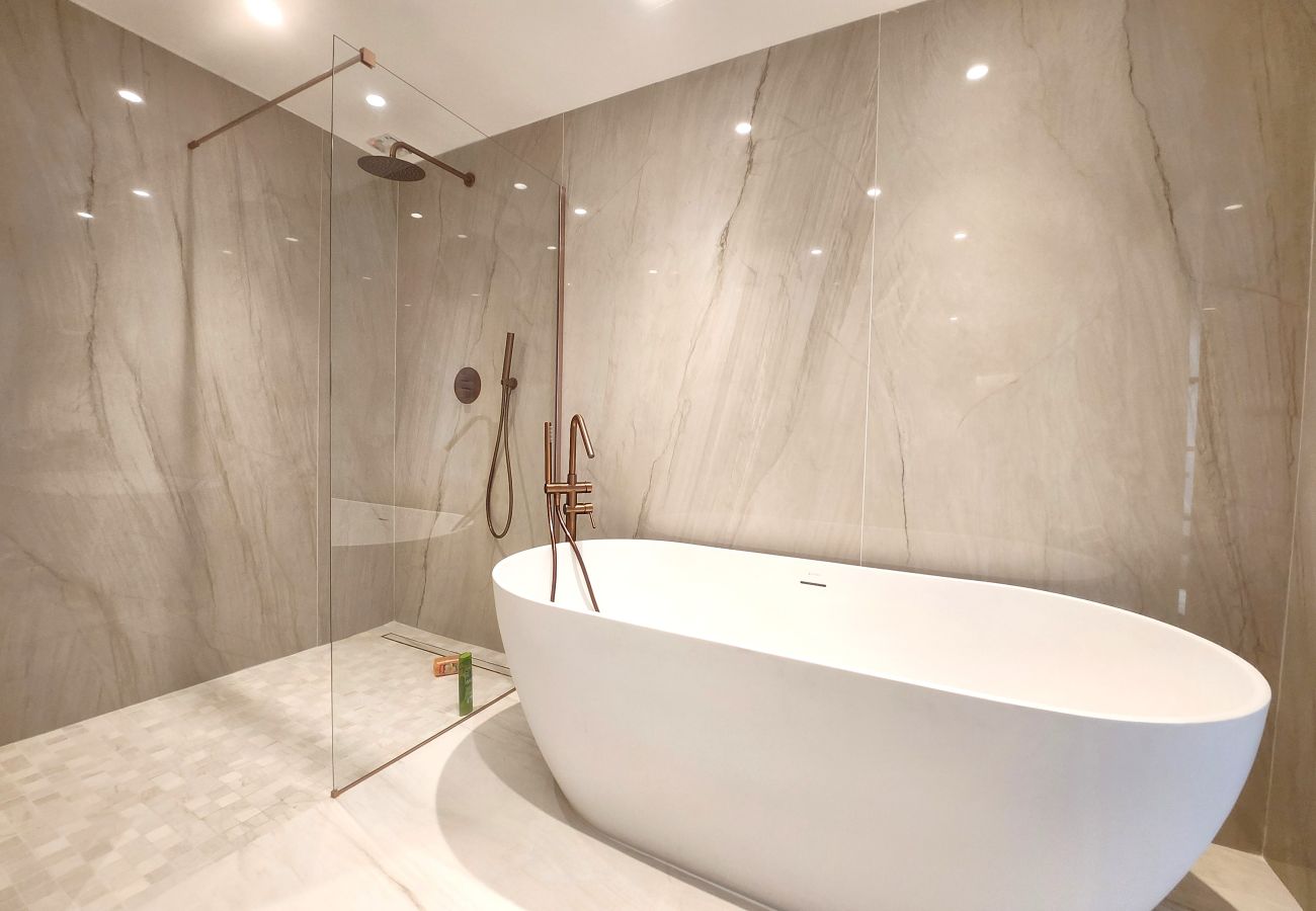 Villa à Mougins - Luxueuse villa 5ch 570m² Mougins - Piscine 