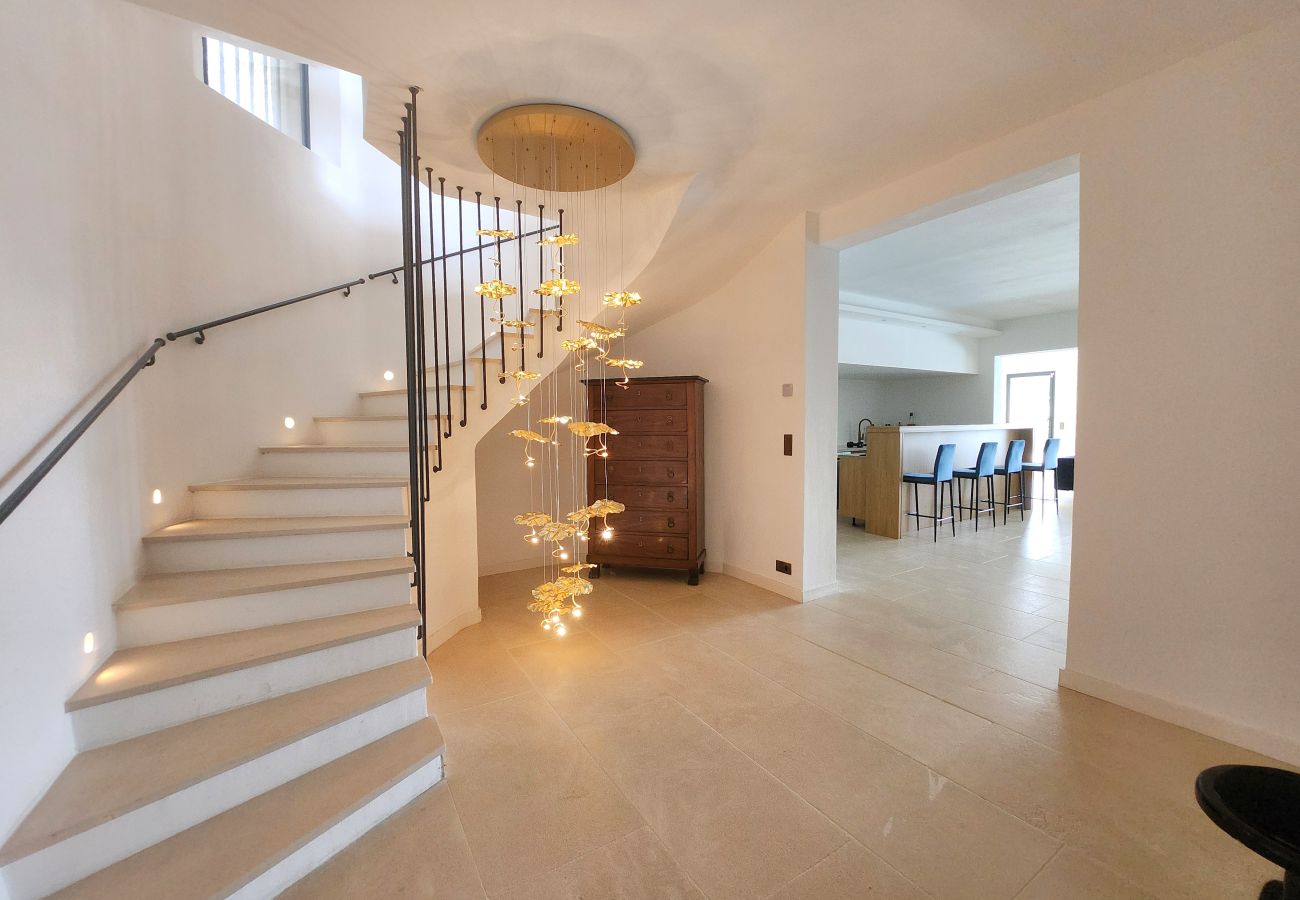 Villa à Mougins - Luxueuse villa 5ch 570m² Mougins - Piscine 